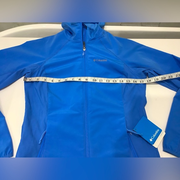 Womens COLUMBIA windbreaker 💙💙💙 - Picture 7 of 13